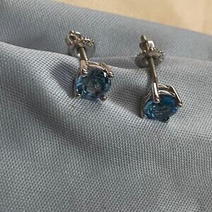 Vintage s925 Aquamarine Gemstone Cushion-Cut Stud Earrings in Sterling Silver